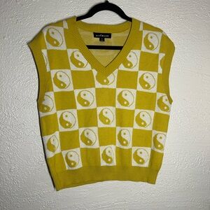Social Scene Yellow Yin Yang Checker V-Neck Sweater Vest